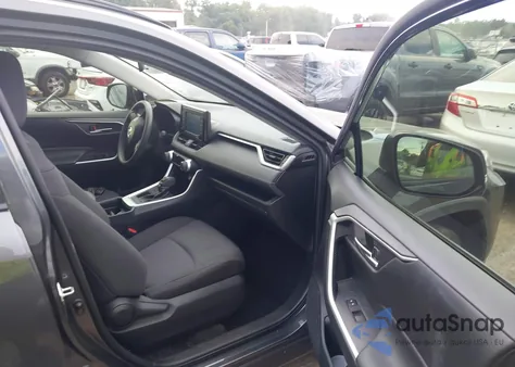 2020 Toyota Rav4 Xle z USA, uszkodzony, nr VIN JTMW1RFV1LD042351